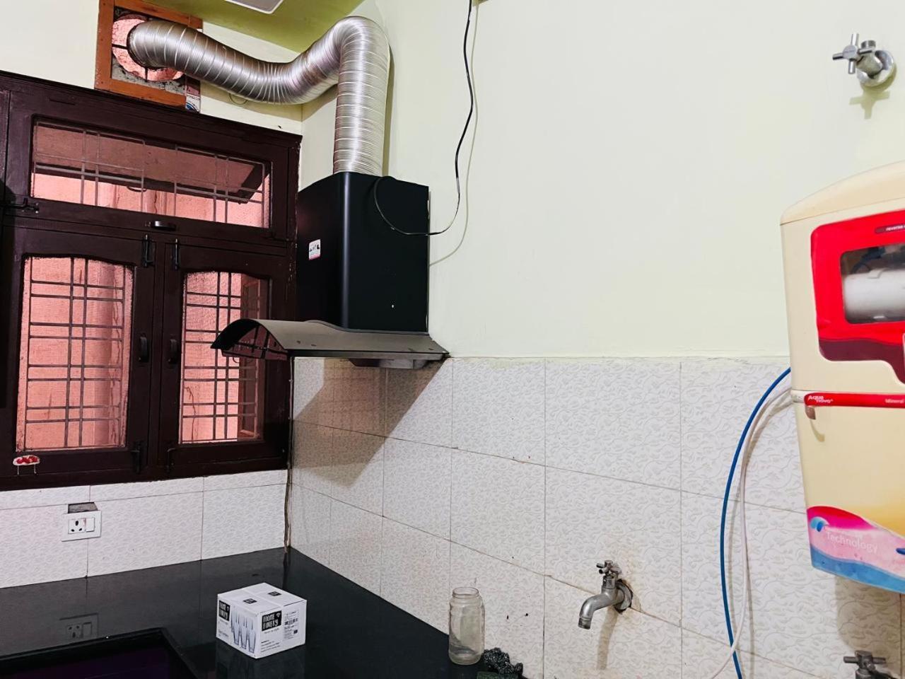 מלון רישיקש Kaushik Bhawan מראה חיצוני תמונה